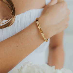 The Lily Bracelet