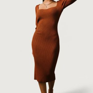 Waldorf Ribbed Midi Dress | Chestnut